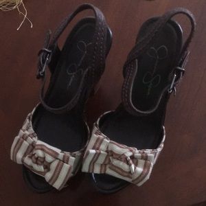 Ladies shoes
